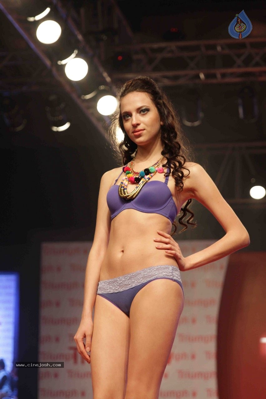 Models walk the Ramp at the Triumph Fashion Show 2015 - 26 / 52 photos