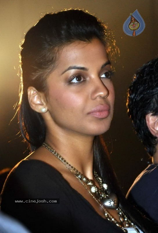 Mugdha Godse And Amole Gupte at Super K Online Premiere Photos - 26 / 39 photos