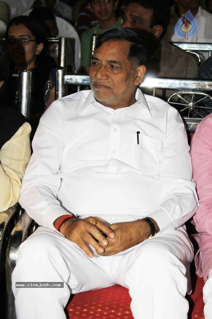 Mulund Festival 2011 Grand Finale Event - 26 / 47 photos