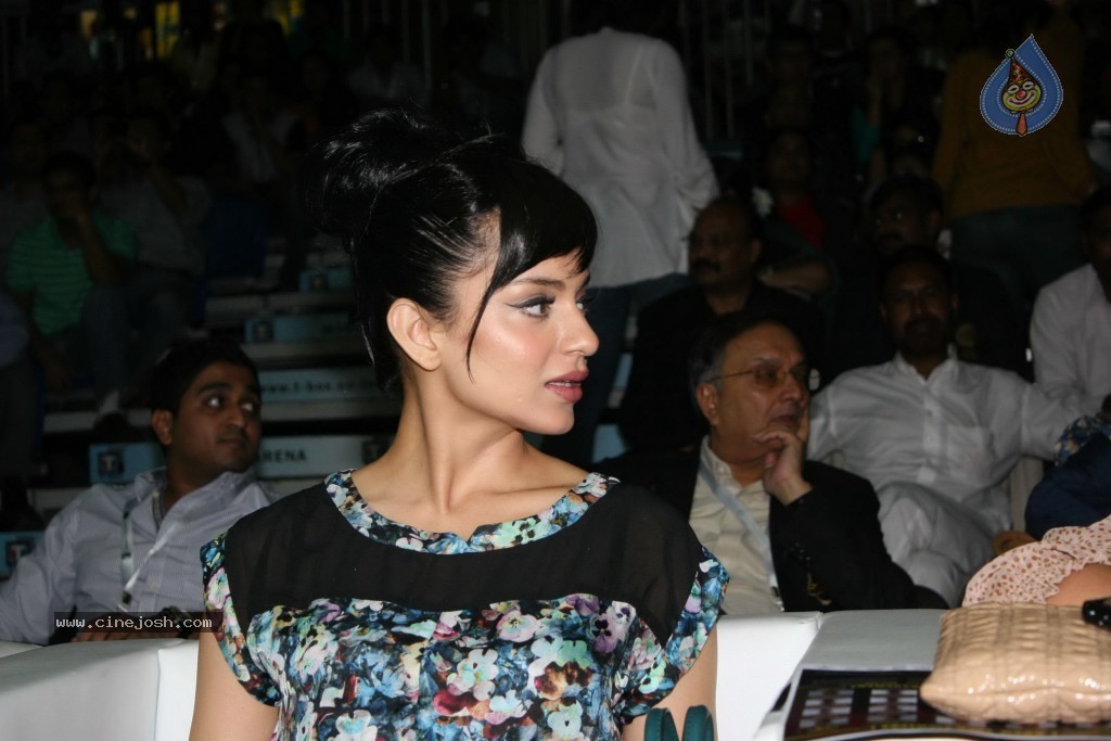 Mumbai Fighters and Bangkok Elephants Match - 7 / 52 photos