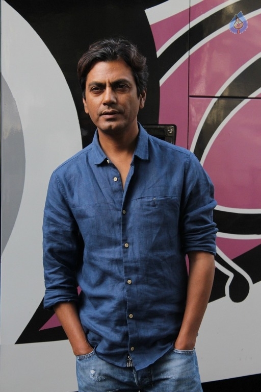 Munna Michael Film Promoting Photos - 15 / 39 photos