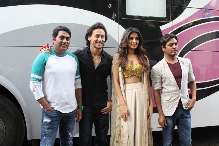 Munna Michael Film Promoting Photos - 29 / 39 photos