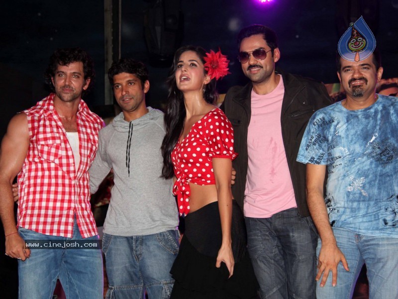 Music Launch of Zindagi Na Milegi Dobara - 29 / 38 photos