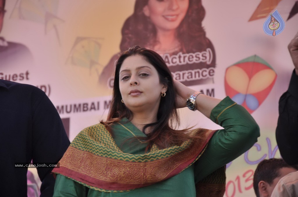 Nagma at Kite Flying Competition  - 32 / 48 photos