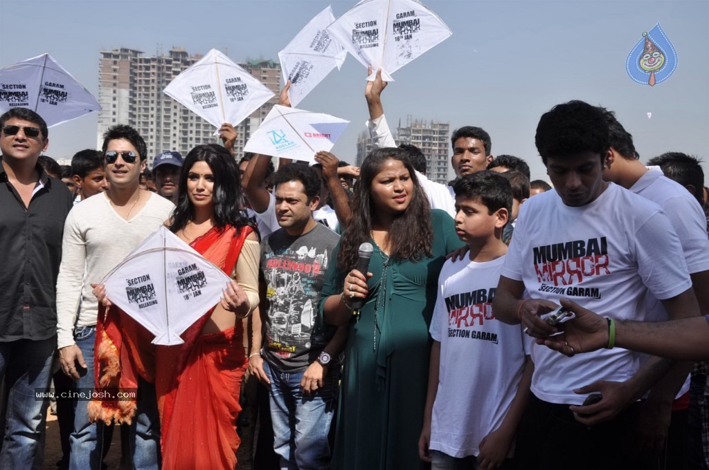 Nagma at Kite Flying Competition  - 41 / 48 photos
