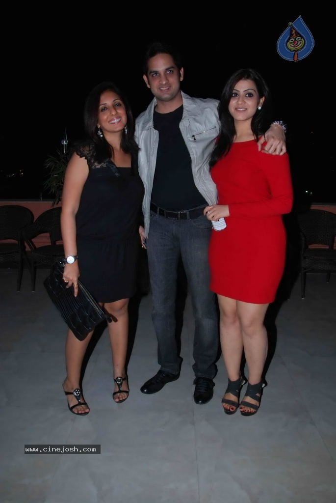 Natasha Birthday Bash - 25 / 64 photos