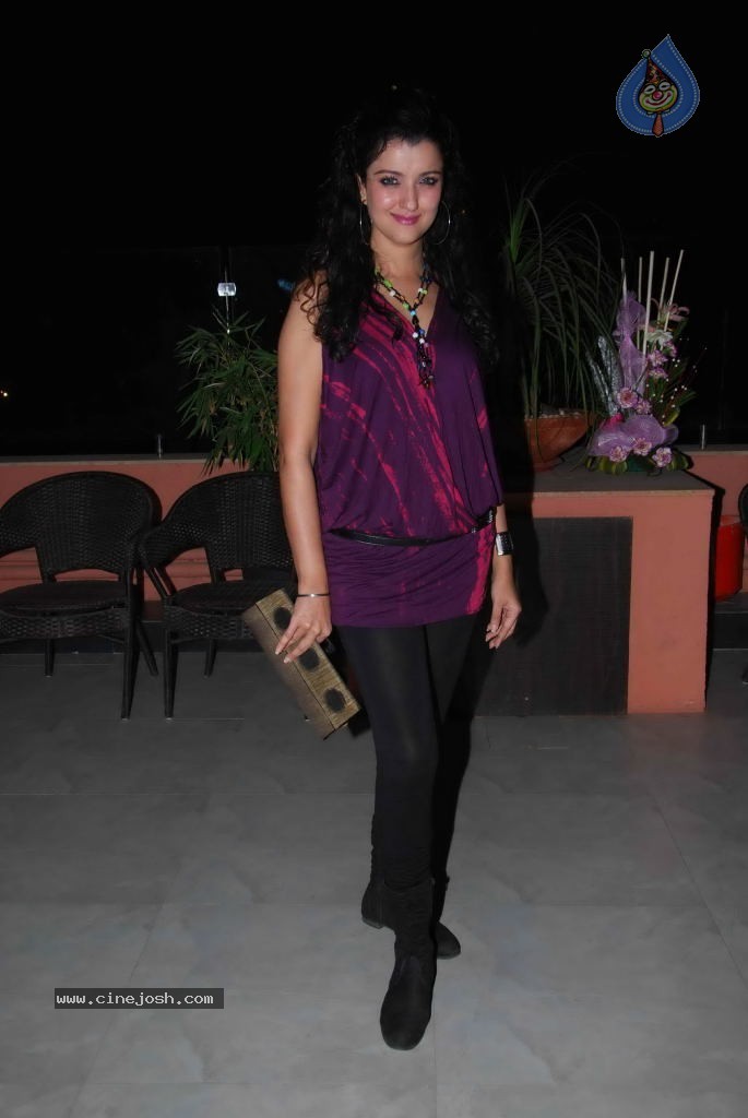 Natasha Birthday Bash - 41 / 64 photos