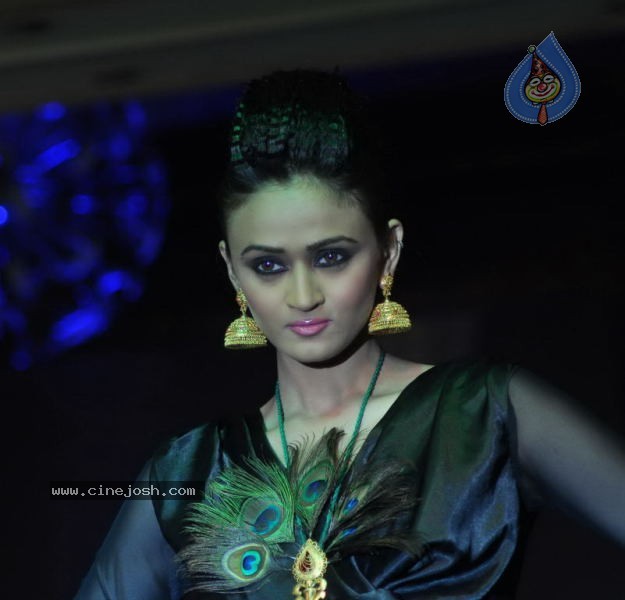 NAVINYA Fusion Collection Launch Fashion Show - 28 / 63 photos