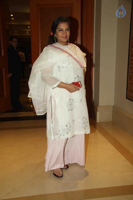 Neerja Success Celebrations  - 17 / 28 photos