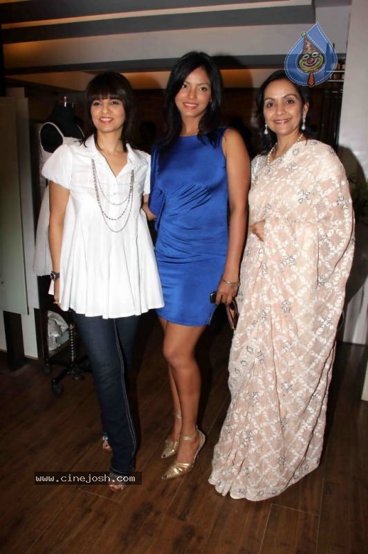 Neeta Lulla Collection Showcase - 56 / 59 photos