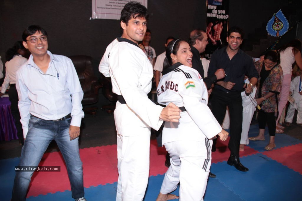 Neetu Chandra at Taekwondo Challenge 2102 Event - 4 / 82 photos