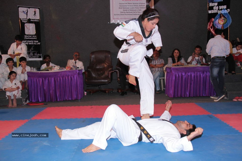 Neetu Chandra at Taekwondo Challenge 2102 Event - 23 / 82 photos