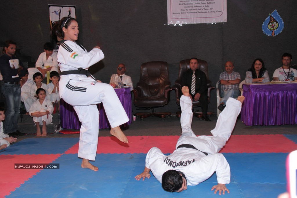 Neetu Chandra at Taekwondo Challenge 2102 Event - 29 / 82 photos