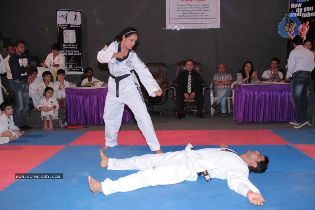 Neetu Chandra at Taekwondo Challenge 2102 Event - 56 / 82 photos