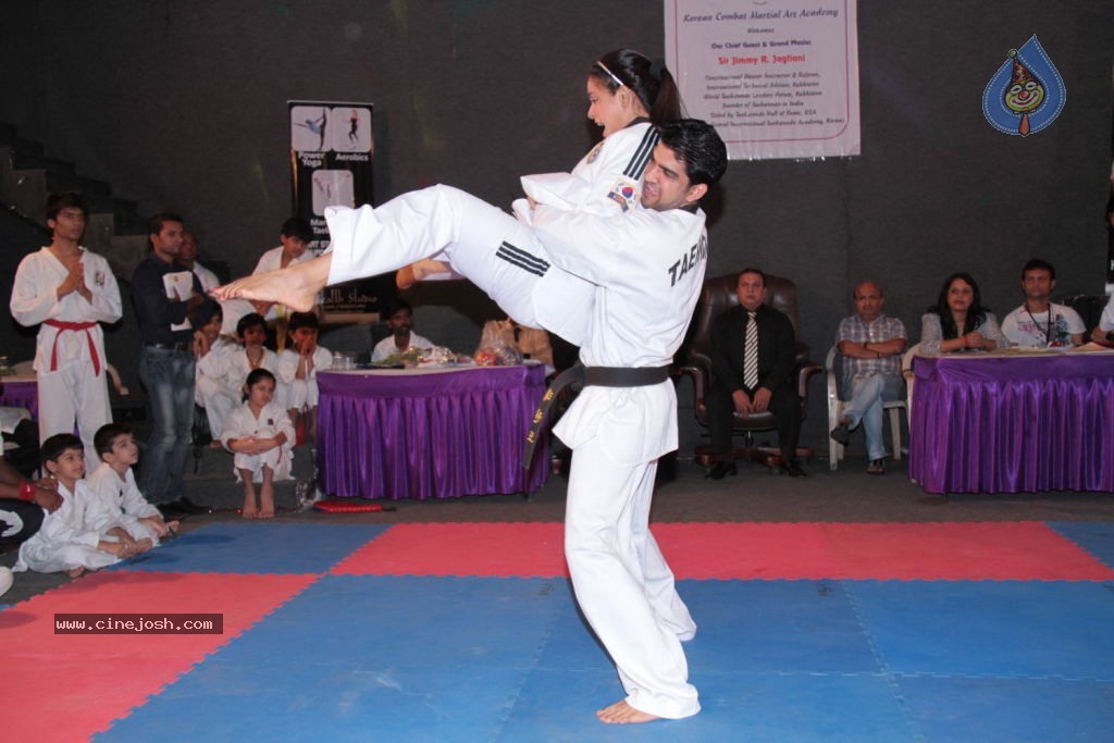 Neetu Chandra at Taekwondo Challenge 2102 Event - 59 / 82 photos