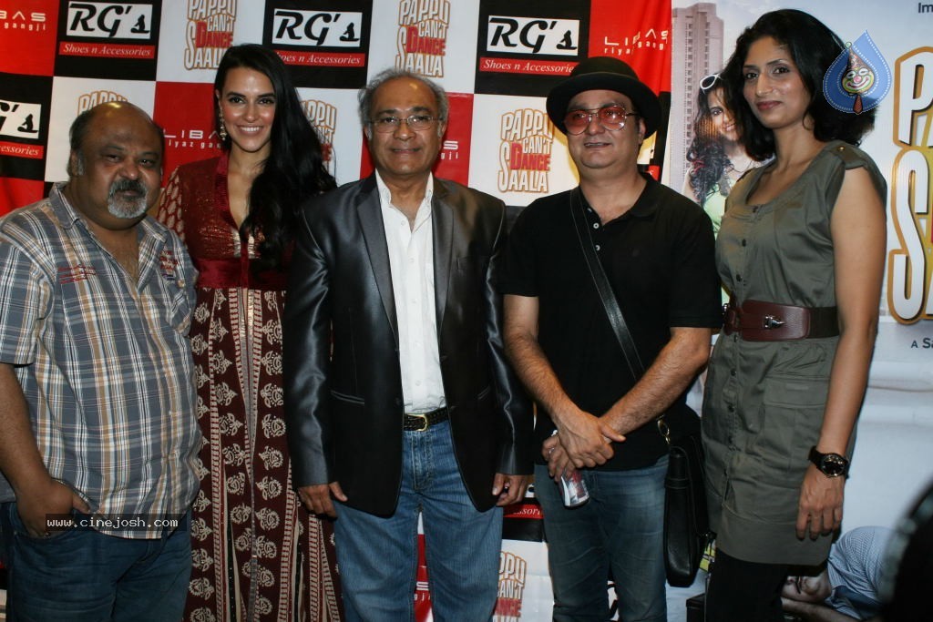 Neha Dhupia at Libas Store Event - 22 / 30 photos