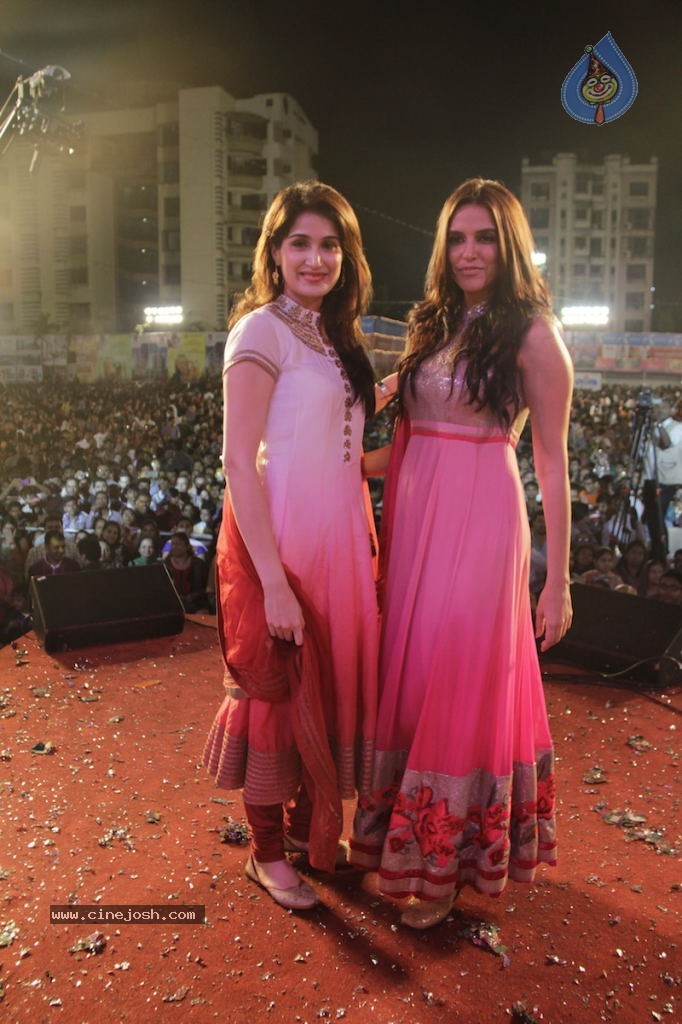 Neha Dhupia Promotes Rush - 4 / 28 photos