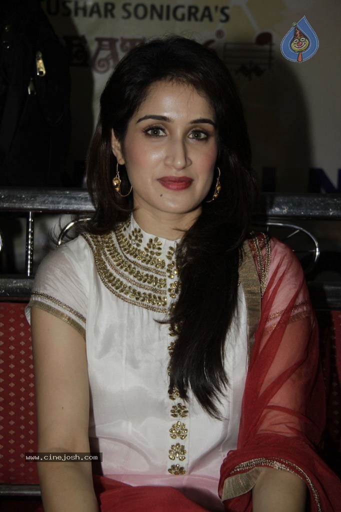 Neha Dhupia Promotes Rush - 20 / 28 photos