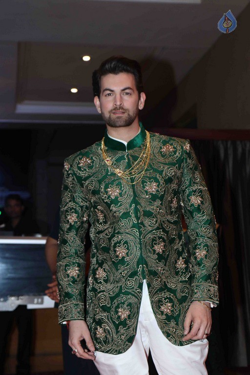 Neil Nitin Mukesh Wedding Reception Photos - 9 / 57 photos
