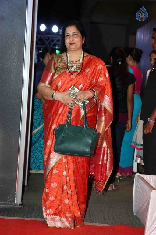 Neil Nitin Mukesh Wedding Reception Photos - 40 / 57 photos