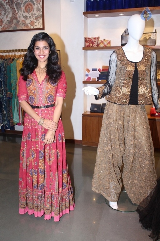 Nimrat Kaur Launches Winter Festive 2017 Collection - 3 / 13 photos
