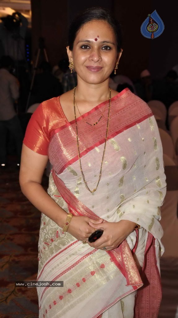 Nitin Chandrakant Desai Book Launch - 17 / 47 photos