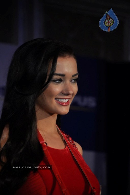 Olympus Mirrorless Camera Launch - 14 / 38 photos