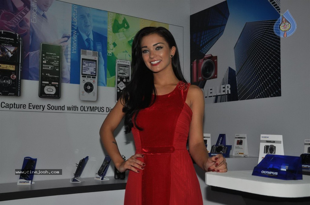 Olympus Mirrorless Camera Launch - 25 / 38 photos