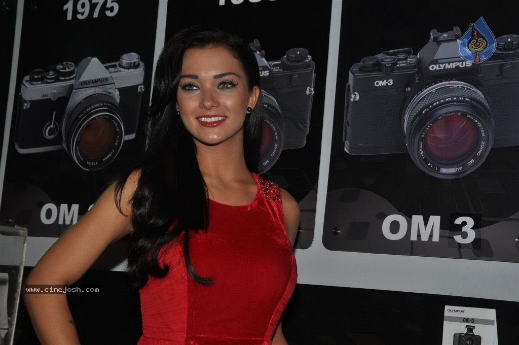 Olympus Mirrorless Camera Launch - 29 / 38 photos