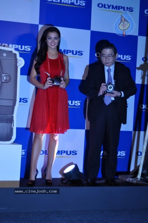 Olympus Mirrorless Camera Launch - 34 / 38 photos