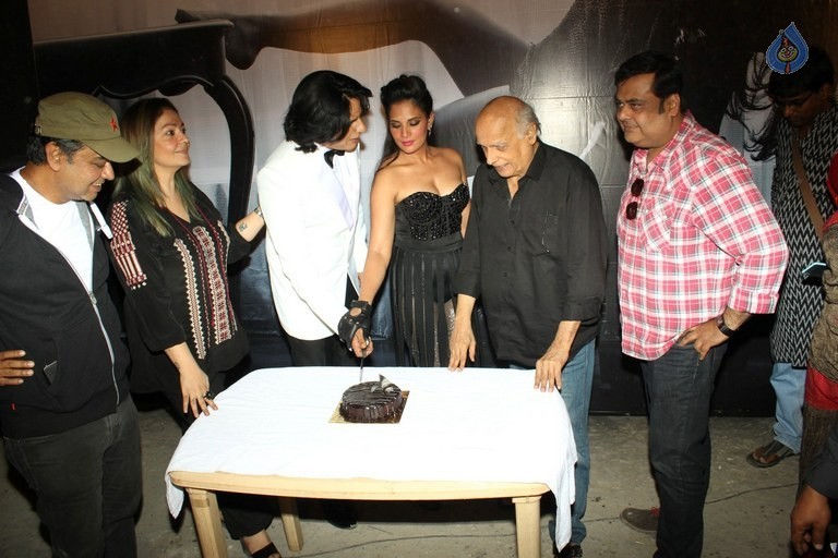 On Location Shoot of Cabaret - 24 / 42 photos