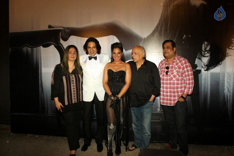 On Location Shoot of Cabaret - 39 / 42 photos