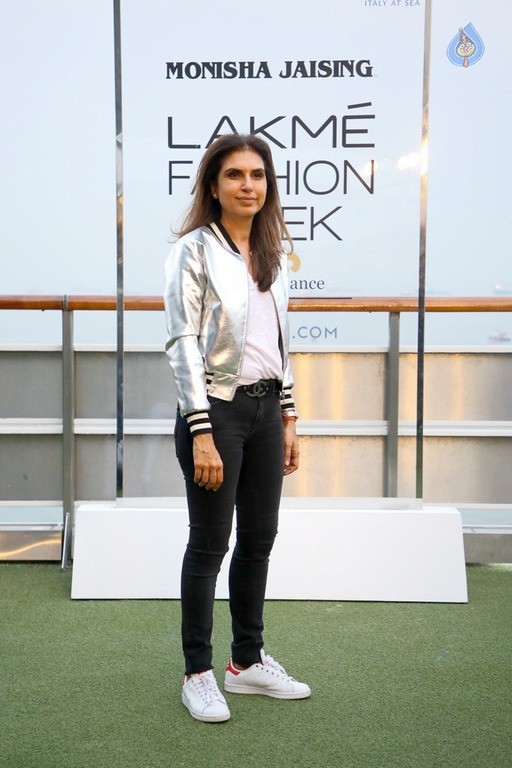 Opening Of Lakme Fashion Week - 20 / 80 photos