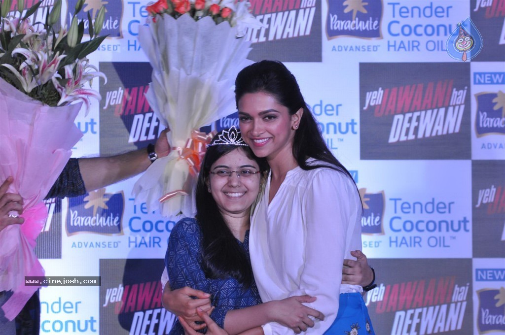 Parachute Advansed Tender Coconut Hair Oil Event  - 23 / 65 photos