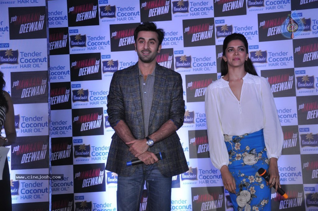 Parachute Advansed Tender Coconut Hair Oil Event  - 51 / 65 photos