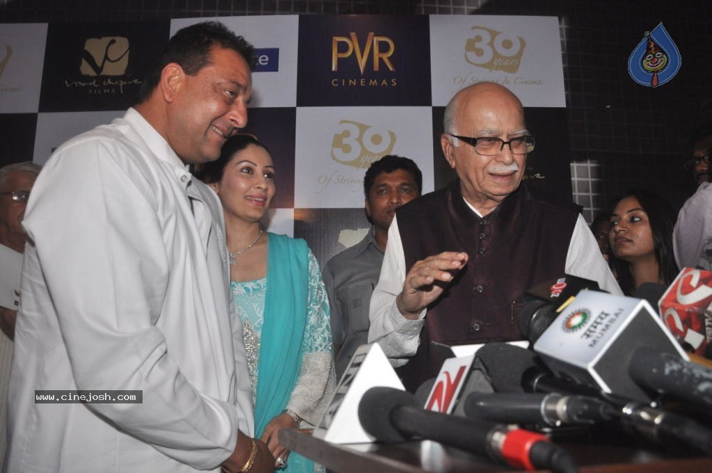 Parinda Bollywood Movie Premiere Show - 39 / 68 photos