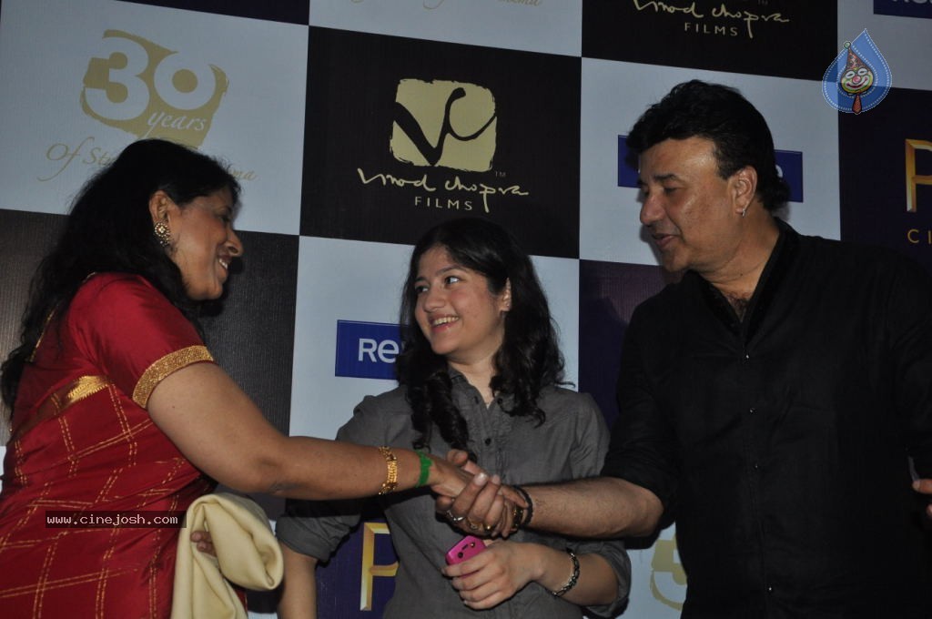 Parinda Bollywood Movie Premiere Show - 45 / 68 photos