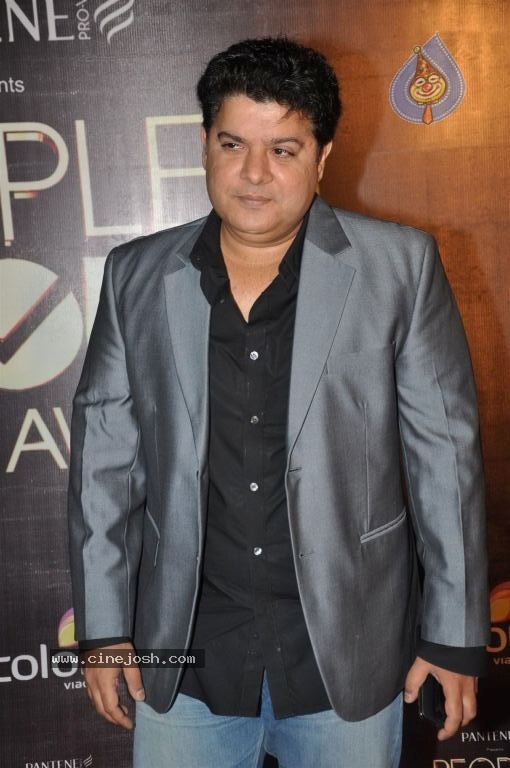 Hot Bolly Celebs at People's Choice Awards 2012 - 133 / 150 photos