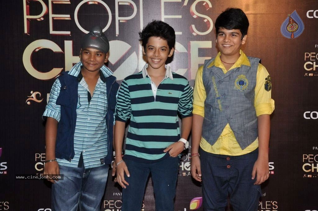 Hot Bolly Celebs at People's Choice Awards 2012 - 147 / 150 photos