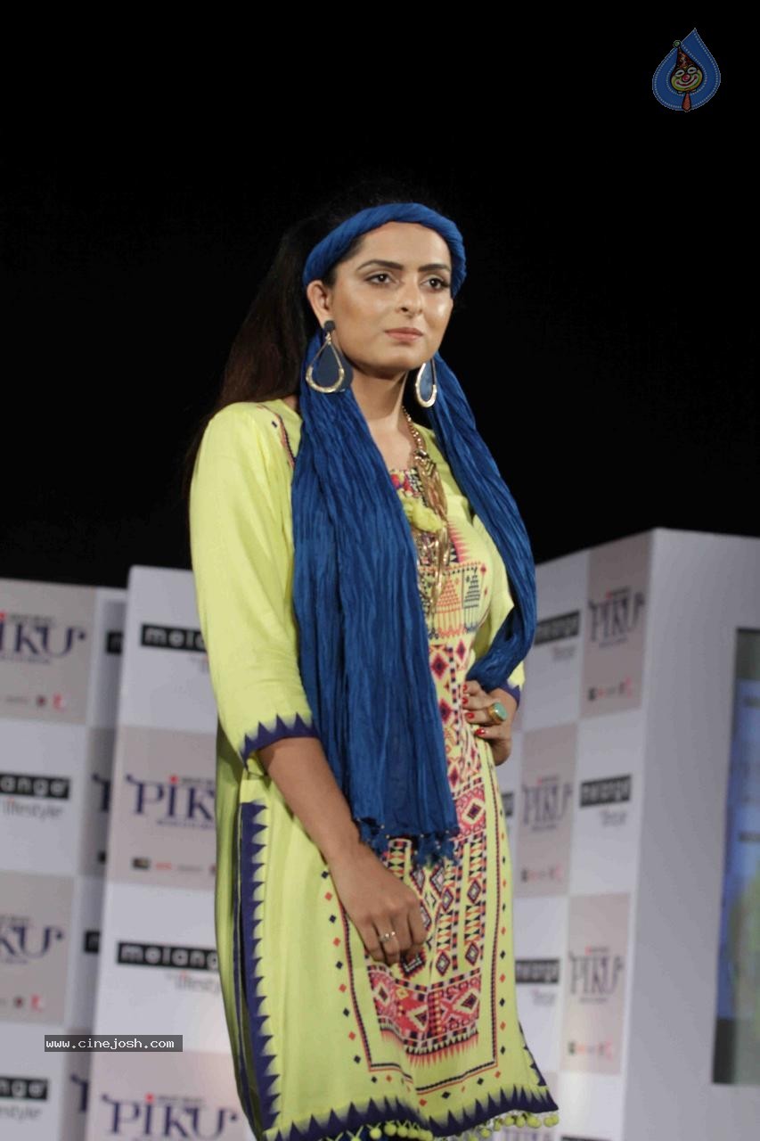 Piku n Melange Promotional Tie Up Event - 56 / 63 photos