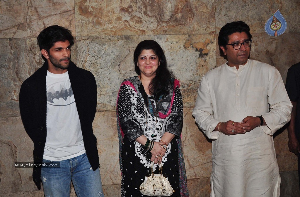 PK Special Screening for Sachin - 32 / 81 photos