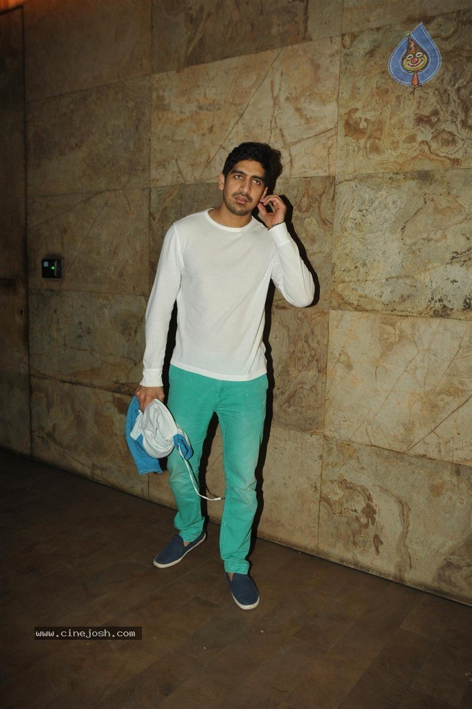 PK Special Screening for Sachin - 40 / 81 photos