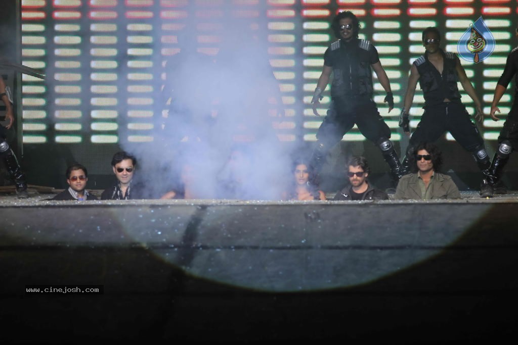 Players Movie Music Launch - 6 / 109 photos