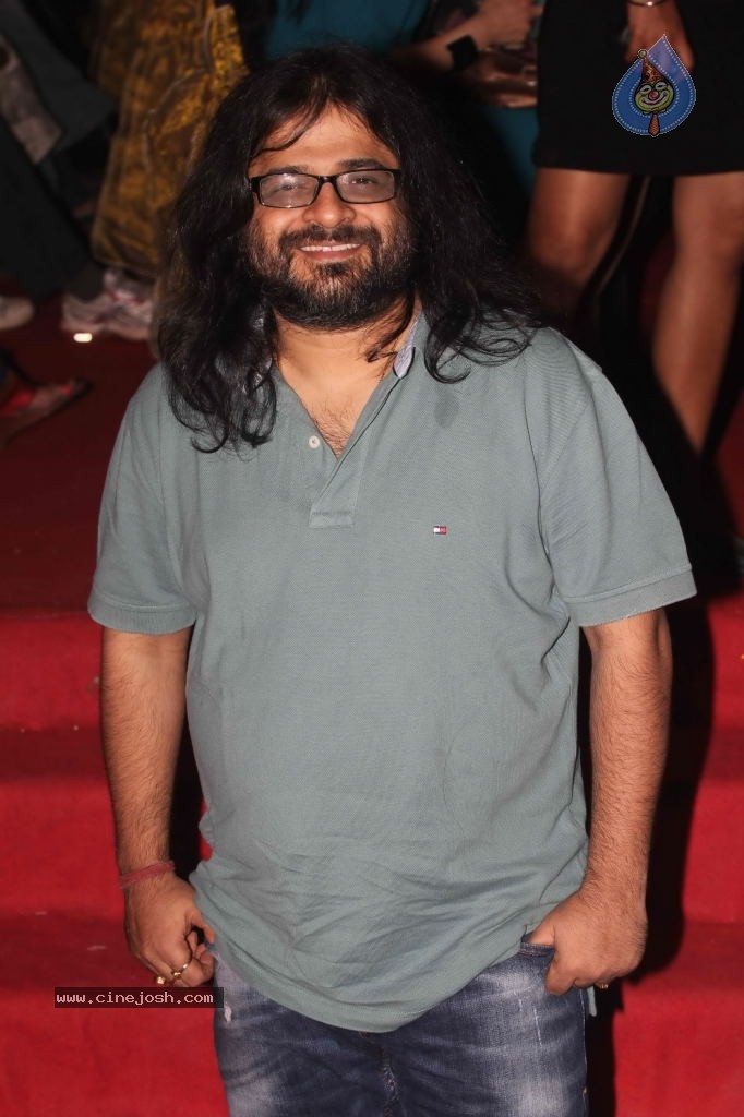 Players Movie Music Launch - 32 / 109 photos