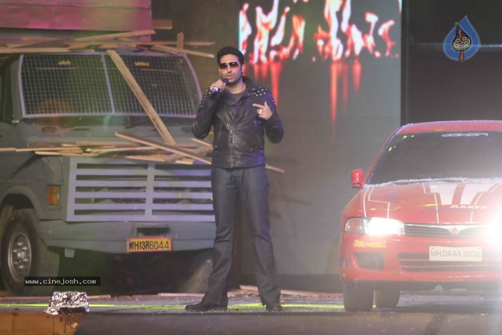 Players Movie Music Launch - 90 / 109 photos