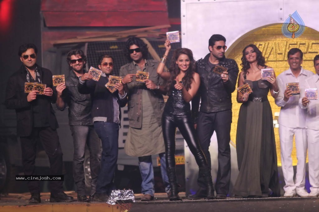 Players Movie Music Launch - 91 / 109 photos