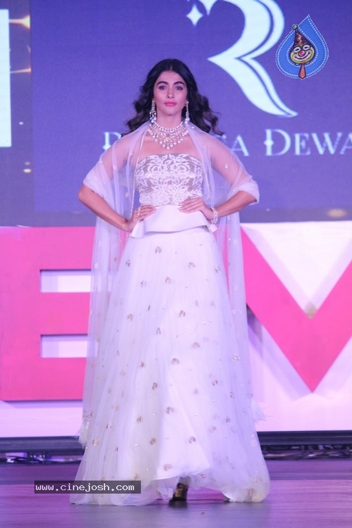 Pooja Hegde and Shamita Shetty at She Matters Fashion Show Photos - 25 / 55 photos