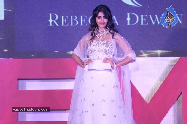 Pooja Hegde and Shamita Shetty at She Matters Fashion Show Photos - 34 / 55 photos