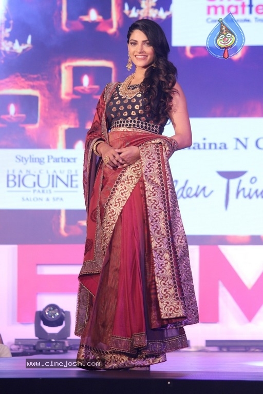 Pooja Hegde and Shamita Shetty at She Matters Fashion Show Photos - 38 / 55 photos