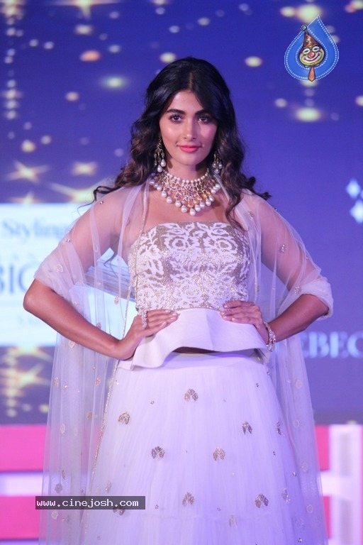 Pooja Hegde and Shamita Shetty at She Matters Fashion Show Photos - 43 / 55 photos